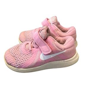 Nike Toddler Sneakers Size 7 Pink